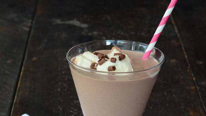 کتو اسموتی شکلاتی