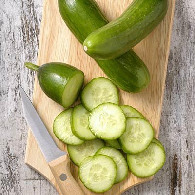 غذاهای نفاخ,مواد غذایی ضد نفخ شکم,خیار