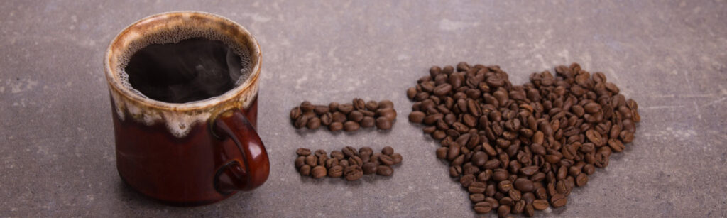 کافئین موجود در قهوه به بهبود عملکرد عروق و بیماری کلیه کمک می کند
