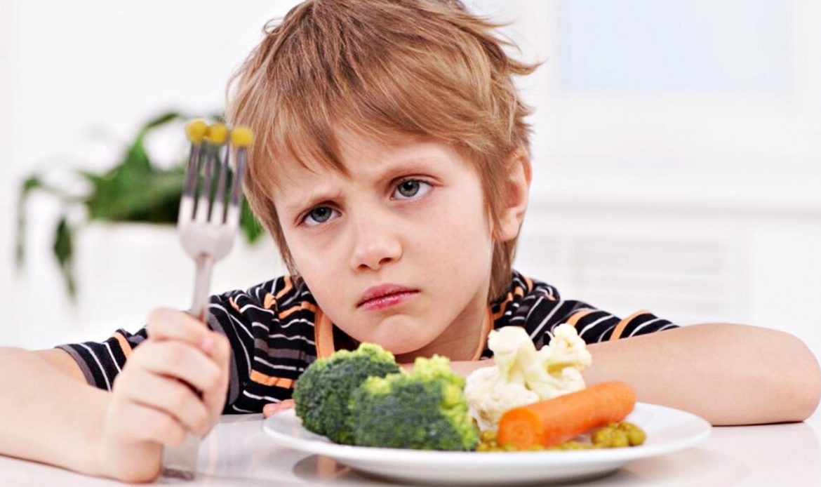 اختلال بلع کودکان اوتیسم