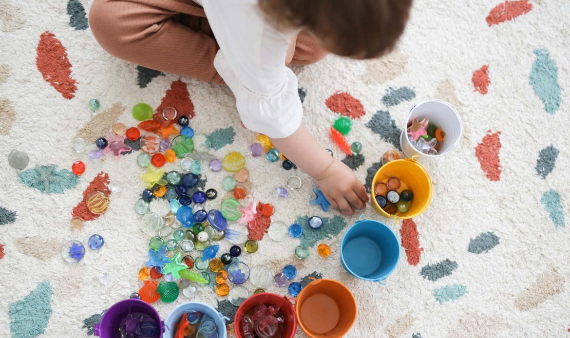 چه کسانی در معرض خطر بلع جسم خارجی قرار دارند؟