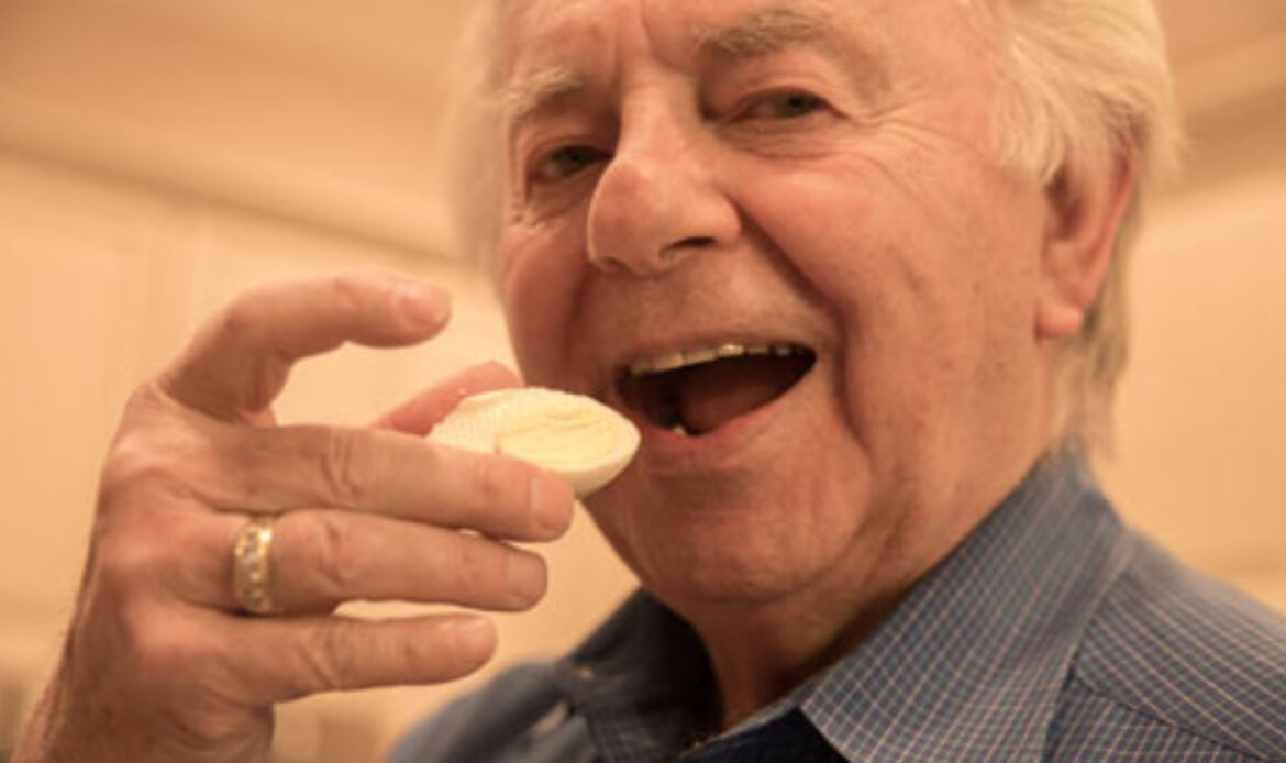 تاثیر افزایش سن در بلع