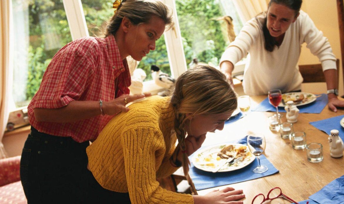 علت دشواری در بلع