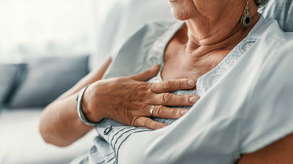 علت درد در قفسه سینه در هنگام بلع چیست؟