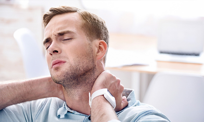 علل گردن درد