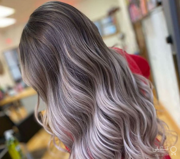 بلوند خاکستری تیره بهترین رنگ موها برای چشمان خاکستری